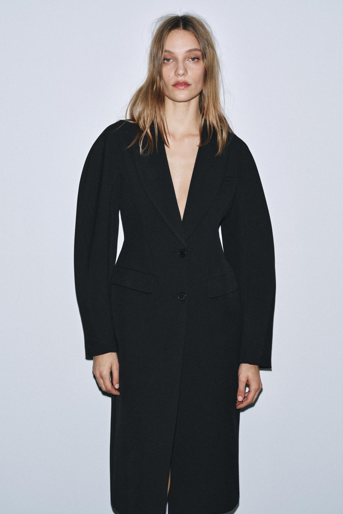 FITTED COAT